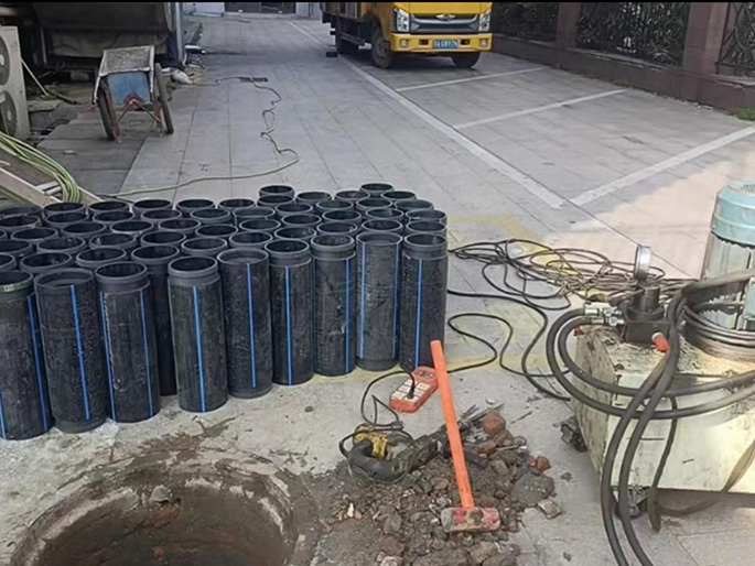 延平PE置换管厂家 DN315置换管 非开挖管短管置换